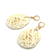 Load image into Gallery viewer, Cream Off White Paisley Teardrop Earrings