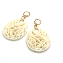 Load image into Gallery viewer, Cream Off White Paisley Teardrop Earrings