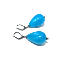 Load image into Gallery viewer, Aqua Blue Aura Glow Nola Earrings