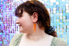 Load image into Gallery viewer, Happy as a Clam Earrings