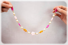 Load image into Gallery viewer, Pearly Petals Bag Chain