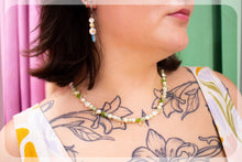 Load image into Gallery viewer, Petals and Pearls Earrings
