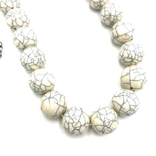 Load image into Gallery viewer, Eggshell Crackle Marco Necklace