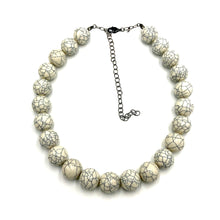 Load image into Gallery viewer, Eggshell Crackle Marco Necklace