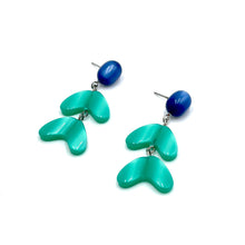 Load image into Gallery viewer, Blue &amp; Green Ivy Drop Earrings *