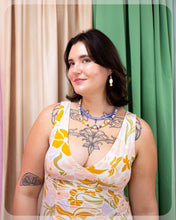 Load image into Gallery viewer, Pineapple Pearl Earrings