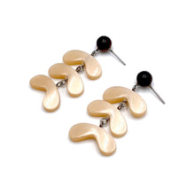 Load image into Gallery viewer, Champagne &amp; Chocolate Moonglow Scalloped Earrings *