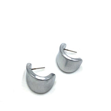 Load image into Gallery viewer, Shabby Metallic Silver Curled Petal Stud Earrings