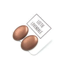 Load image into Gallery viewer, Shabby Metallic Copper Oval Stud Earrings