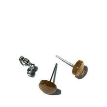 Load image into Gallery viewer, Gold Glitter Oval Stud Earrings