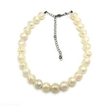 Load image into Gallery viewer, White Aurora Borealis Marco Necklace