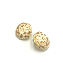 Load image into Gallery viewer, Shabby Moon Rock Retro Earrings