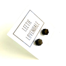Load image into Gallery viewer, Black Deco Daisy Stud Earrings
