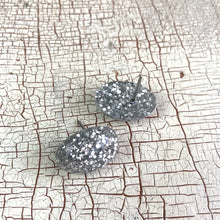 Load image into Gallery viewer, Silver Metallic Glitter Oval Button Studs