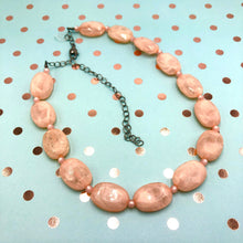 Load image into Gallery viewer, Peach Crackle Facet Marco Necklace