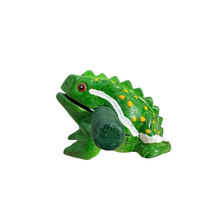 Load image into Gallery viewer, 3" Medium Green Leaf Musical Percussion Frog
