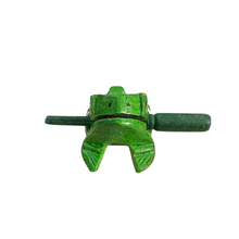 Load image into Gallery viewer, 3" Medium Green Leaf Musical Percussion Frog