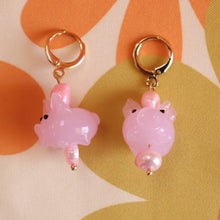 Load image into Gallery viewer, Glass Beaded Precious Pink Pig Earrings