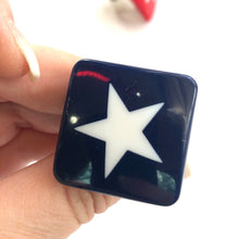Load image into Gallery viewer, Navy Blue &amp; White Star Lucite Silver Cocktail Ring
