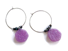 Load image into Gallery viewer, Marbled Lavender Ice Chip Gun Metal Hoop Earrings