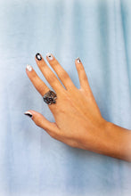 Load image into Gallery viewer, Panther Titanium Ring