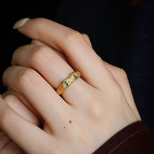 Load image into Gallery viewer, Dr. Owl Emerald Eye Band 18K Yellow Gold Open Ring