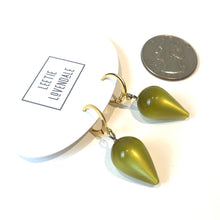 Load image into Gallery viewer, Olive Moonglow Mondo Spike Cuff Hoops