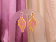 Load image into Gallery viewer, Painted Conch Shell Earrings