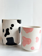 Load image into Gallery viewer, Cow Print Vase