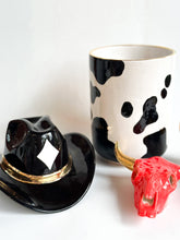 Load image into Gallery viewer, Cow Print Vase