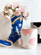 Load image into Gallery viewer, Cow Print Vase