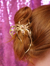 Load image into Gallery viewer, Dramatic Spider Hair Claw