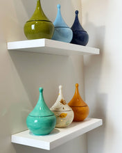 Load image into Gallery viewer, Wind &amp; Leaves Speckled Teardrop Jar with 22k Gold Accents