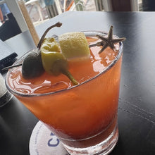 Load image into Gallery viewer, Shell cocktail picks