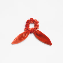 Load image into Gallery viewer, Velvet Sienna - Scrunchie Tie