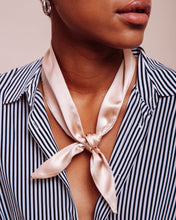 Load image into Gallery viewer, Champagne Supernova - Scarf Tie