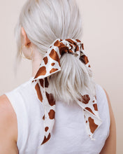 Load image into Gallery viewer, Honky Cat - Convertible Scrunchie Tie