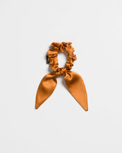 Load image into Gallery viewer, Hickory Wind - Scrunchie Tie