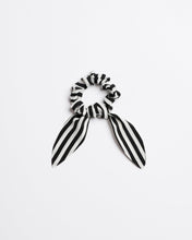 Load image into Gallery viewer, The Townes - Scrunchie Tie