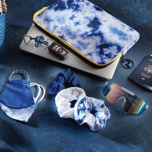 Load image into Gallery viewer, Indigo Tie Dye Laptop Case - 13" | 80s Retro Zippered Laptop Bag