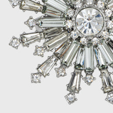 Load image into Gallery viewer, Dazzling snowflake napkin rings, set of four