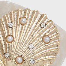 Load image into Gallery viewer, Shell resin napkin rings, pearly white, set of four