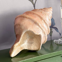 Load image into Gallery viewer, Capiz shell decorative object