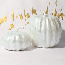 Load image into Gallery viewer, Large capiz pumpkin, pearl