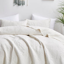 Load image into Gallery viewer, Tache Vanilla Cream Ivory Paisley Damask Stitch Matelassé Cotton Quilt Set (JHW-643)