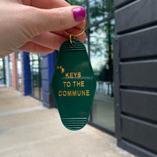 Load image into Gallery viewer, Keys to the Commune Motel Style Keychain in Green and Gold