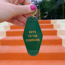 Load image into Gallery viewer, Keys to the Commune Motel Style Keychain in Green and Gold