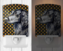 Load image into Gallery viewer, Flat Coated Retriever Candy Corn Halloween Portrait Ceramic Night Light LH9062CNL