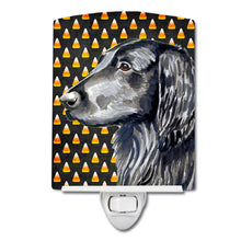 Load image into Gallery viewer, Flat Coated Retriever Candy Corn Halloween Portrait Ceramic Night Light LH9062CNL