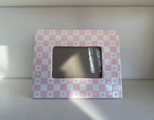 Load image into Gallery viewer, Checkered Heart Photo Frame